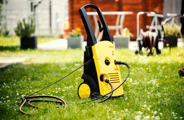 Best Pool Deck Cleaning  in Bethesda, MD
